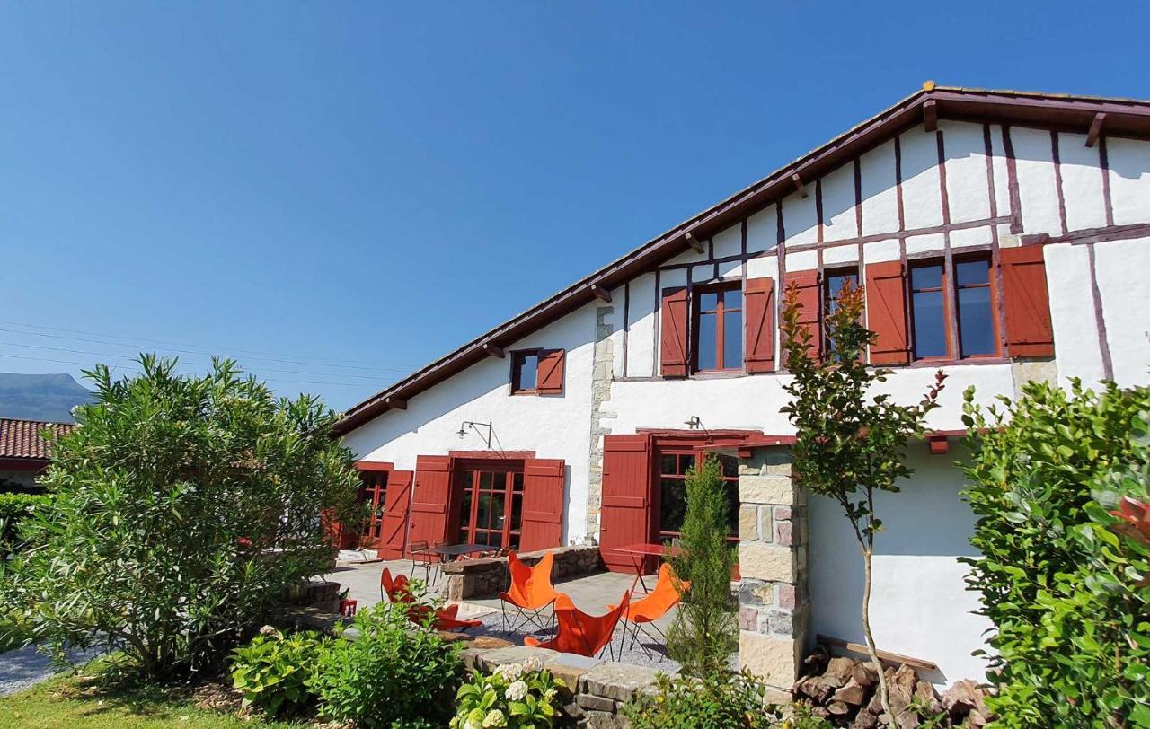 Bed and Breakfast La Ferme D'Ika Saint-Jean-de-Luz Exterior foto